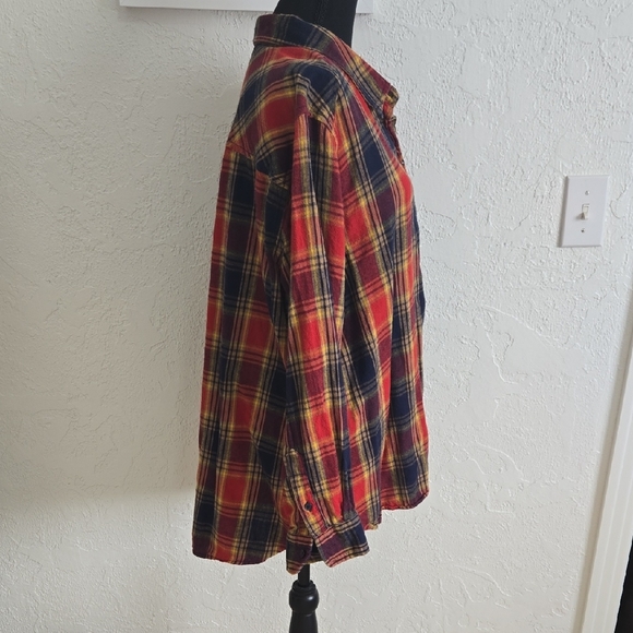 Time and Tru Red and Blue Plaid Casual Button Down Shirt - Picture 2 of 3